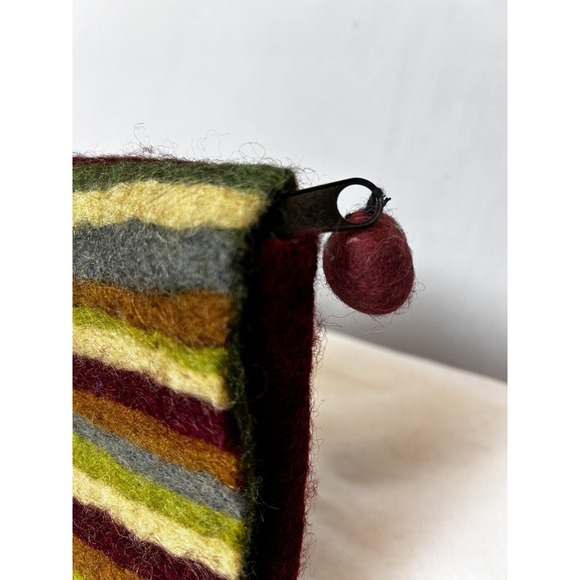 Rising Tide Purse Red Green Black Felted Wool Clutch Bag Zip Button - Picture 4 of 12